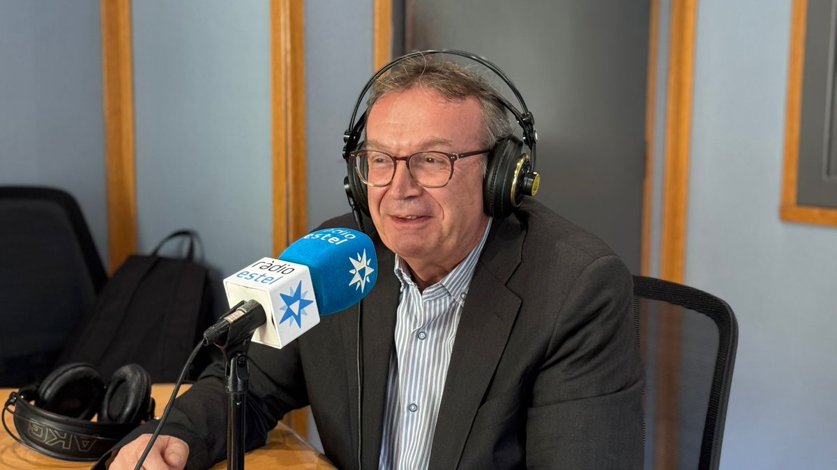 AccióCatòlicaObrera (@acocat) on Twitter photo Ahir al #Llevatdinslapasta de <a href="/radioestel/">Ràdio Estel</a>, vam entrevistar a Llorenç Oliver, membre en nom de <a href="/JusticiaiPau/">Justícia i Pau</a> de la Plataforma d’entitats cristianes amb les persones Migrants i Refugiades, amb qui parlàrem dels 20 anys de la Plataforma estelfitxers.com/podcasts/2024-… Ahir al #Llevatdinslapasta de <a href="/radioestel/">Ràdio Estel</a>, vam entrevistar a Llorenç Oliver, membre en nom de <a href="/JusticiaiPau/">Justícia i Pau</a> de la Plataforma d’entitats cristianes amb les persones Migrants i Refugiades, amb qui parlàrem dels 20 anys de la Plataforma estelfitxers.com/podcasts/2024-…