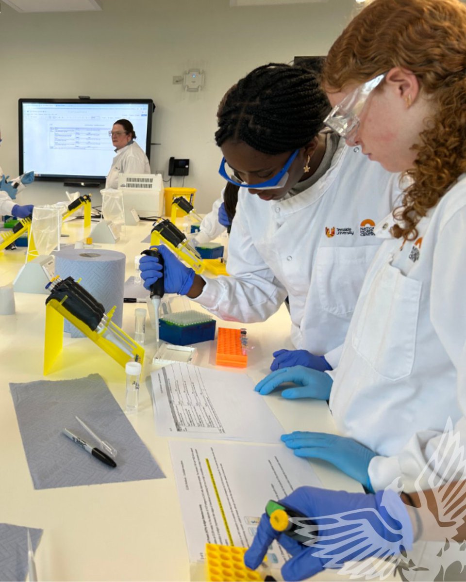 YarmSchool's tweet photo. Lower Sixth Biology students recently took part in an exciting visit to the National Horizons Centre at Teesside University as part of the Biosciences Career Day.

#YarmSchool #Biosciences #Careers #EducatingForLife https://t.co/ryN3c1YvCK