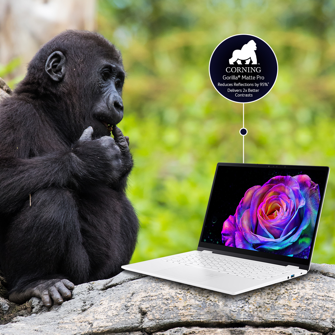 AcerANZ's tweet image. The new Acer Swift Edge 14 AI is built tough with Corning® Gorilla™ Matte Pro — scratch-proof, glare-free, and 2X better contrast. Even baby gorillas can’t break it. 💪✨

#LifeProof #AcerSwiftEdge14AI #AcerANZ