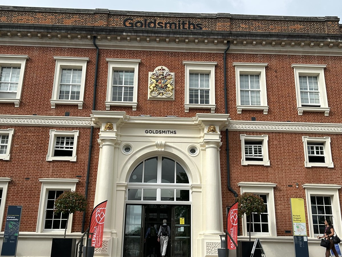 hurairasadiq's tweet photo. @cijournalism for the summer Investigative Journalism Conference at @GoldsmithsUoL 

#CIJsummer https://t.co/0dY16BOzSr