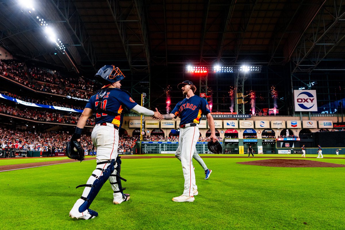WickedBettor54's tweet photo. Cover Photo of the Day: @MLB - Courtesy of the @astros #Astros #BuiltForThis #Houston #MLB #Baseball #BFOA https://t.co/nNATEgB7Gq