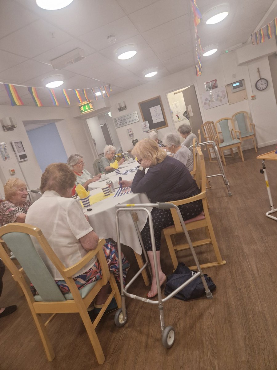 Leeds Recovery Service tweet media