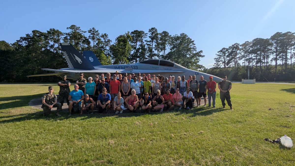 Day 2 with the Marines!! Lots of activities; but, I’m super excited about 2 hours of training on a M16 and eating dinner with the families who haven’t seen their recruit in 3 months!!! 🎯💪🏽💯 ❤️
