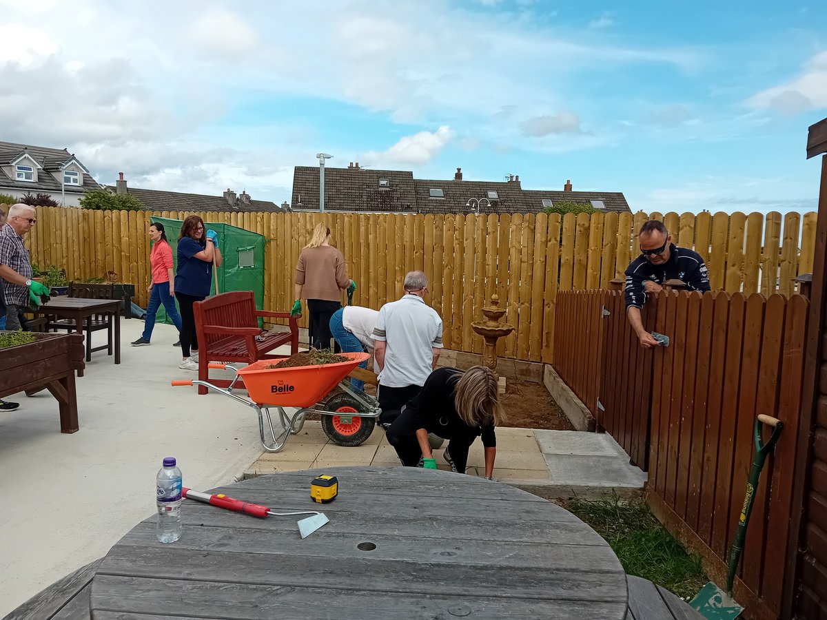 SightMattersIOM's tweet photo. Huge thanks to the @Aon_plc Isle of Man team for helping move the water feature and spruce up our Life Grows On garden! 🌿

Created with local charities &amp; sponsored by Manx Lottery Trust, it’s a true community space for wellbeing 💚👏 https://t.co/8TKyrqfXPI