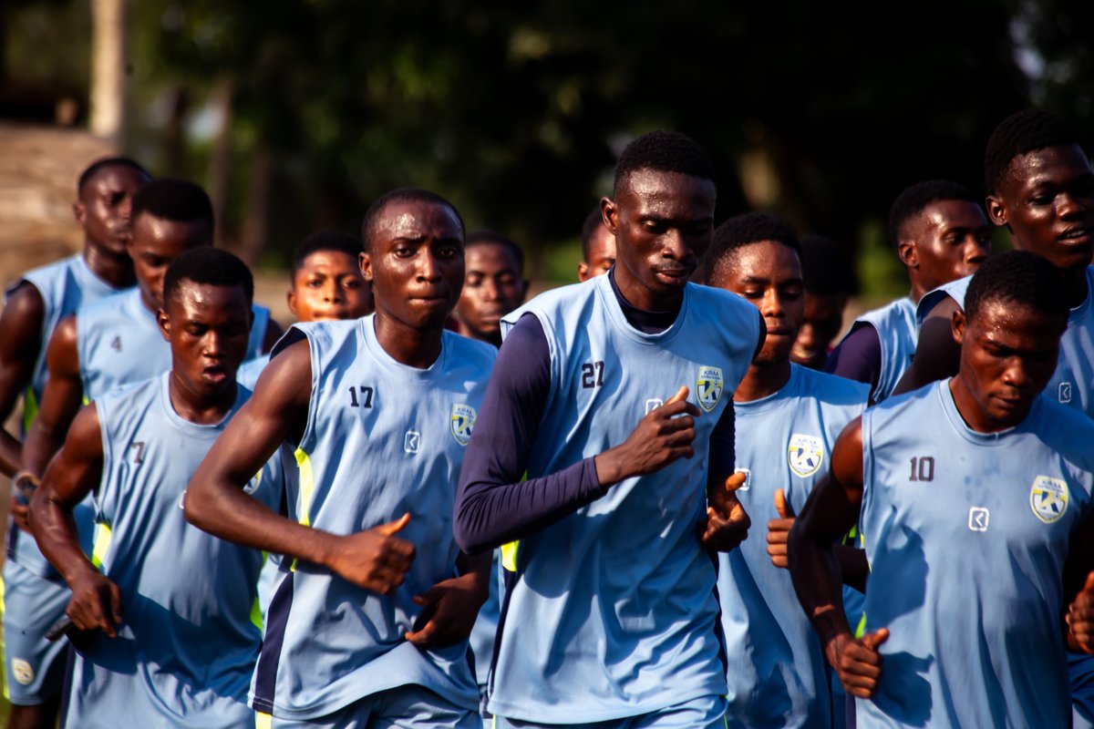 KiraaFA_1's tweet photo. GEARING UP FOR #NLO2 🔋
The U-17 boys are getting set for the NLO2 league season.
#Kiraa #KiraaAcademy #KiraaTV #sports #footballplayer #footballtraining #NLO2 https://t.co/C9MKggcv7z