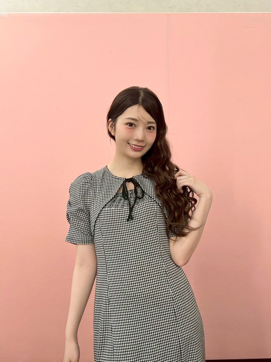 ayakatakamoto_'s tweet photo. この度、Án MILLE 2025 Autumn collectionのモデルを務めさせていただきました！🤍

お洋服の世界観が大好きで、撮影中も可愛いお洋服とヘアメイクと、新鮮さでいっぱいでときめきが止まりませんでした！💗💗

素敵すぎるお洋服のモデルをすることができ、本当に光栄でした！☺️ https://t.co/X22iqo2ALM