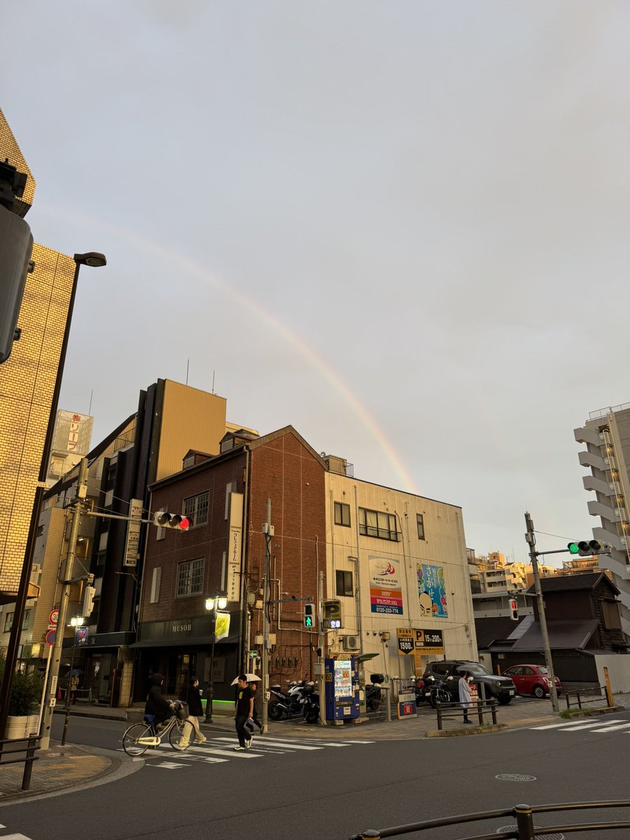 今日は調布国際音楽祭へ！Vox luminisのBach Dynastyを聴きに来てます。会場付近で虹が見えました☺️