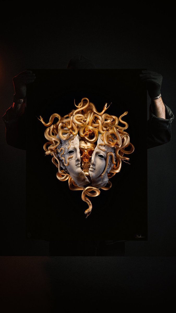 The detail vs the full piece