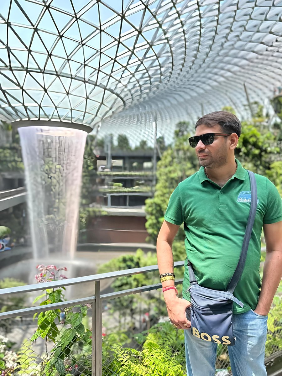 "तेजू भैया अकेले नहीं हैं!"
जिसका खून लालू यादव का हो,
वो न झुकेगा, न रुकेगा।
राजनीति से निकाल सकते हो,
जनता के दिल से नहीं!
✊ तेज आएगा – सियासत हिलेगा!
#TejPratapYadav #तेज_भैया_आएंगे #लालू_का_खून