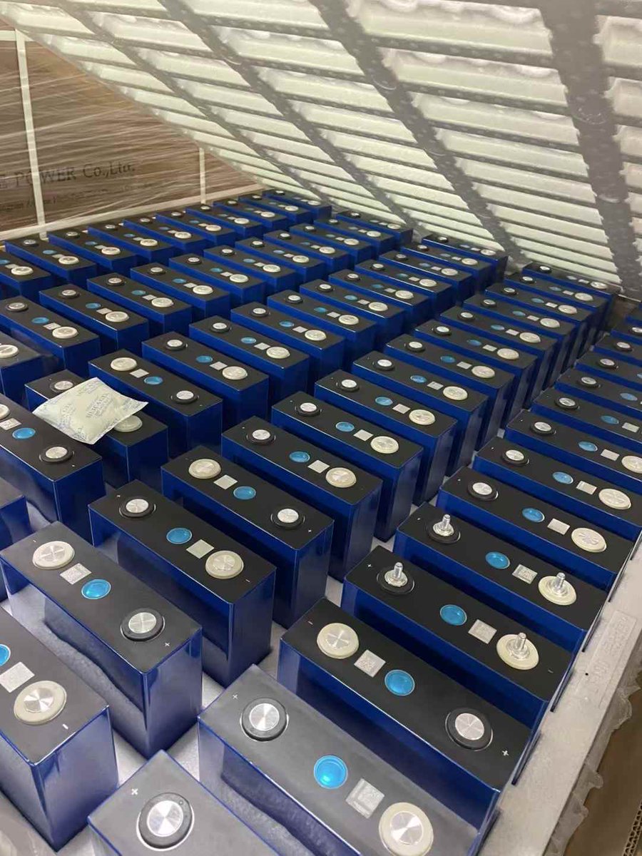 TechQh's tweet image. Large capacity 3.2V 280Ah/ 340Ah LFP prismatic cells for your DIY projects! 🔋🔋
🌞Durable and safe with certifications
🌞Professional assembling guide for you
🌞Other DIY accessories can be provided for you with a combo price

🌞Go solar with QH Tech: lifepo4-energy.com