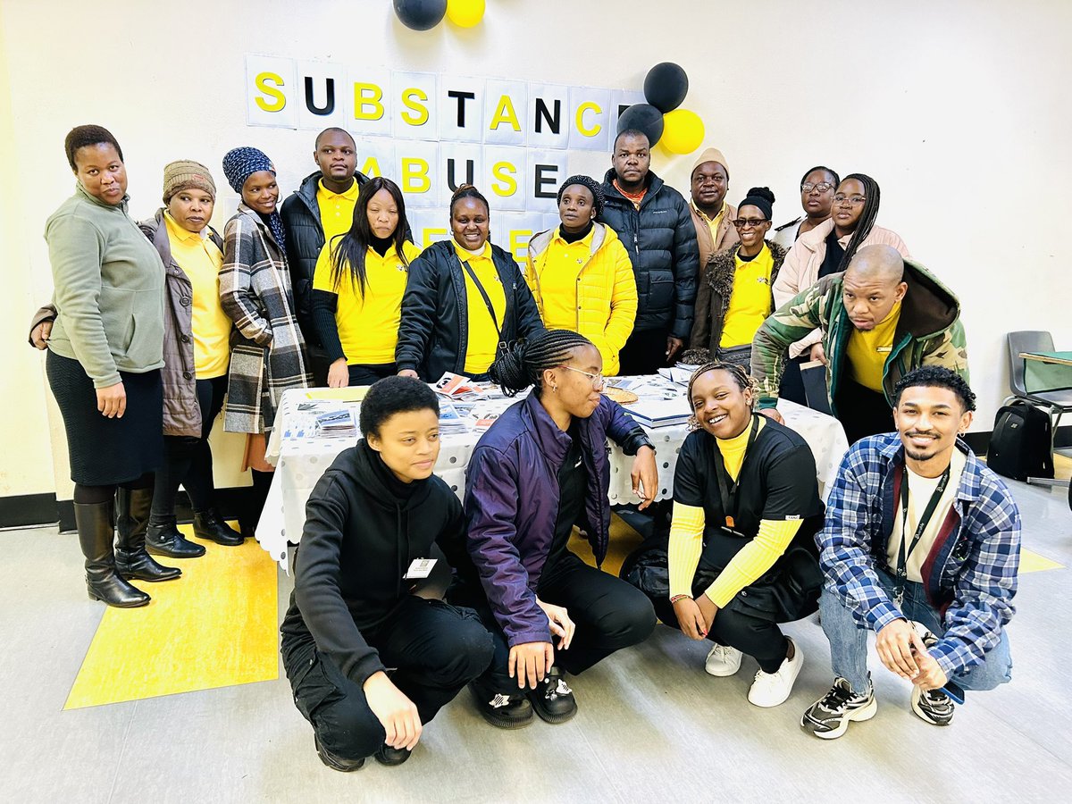 CharlotteMaxJAH's tweet image. Today, the Social Work Department commemorates Substance Abuse Awareness, shining a spotlight on one of the critical challenges affecting our communities.

#substanceabuseawareness
#CMJAH
#GPHealth