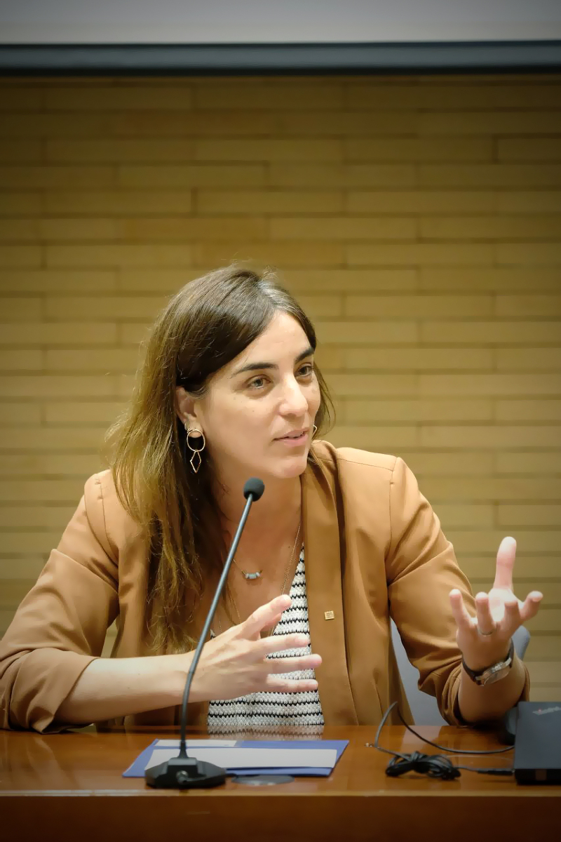 recercauniscat's tweet image. 🏳️‍🌈 La jornada "Recerca amb Orgull" ha reunit institucions, professionals i activistes per avançar cap a una ciència diversa i inclusiva

🔬 Presenten eines per transformar els centres #CERCA

🎤 Hi ha participat la #consellera Núria Montserrat i @PellejaLaia, directora d'@iCERCA