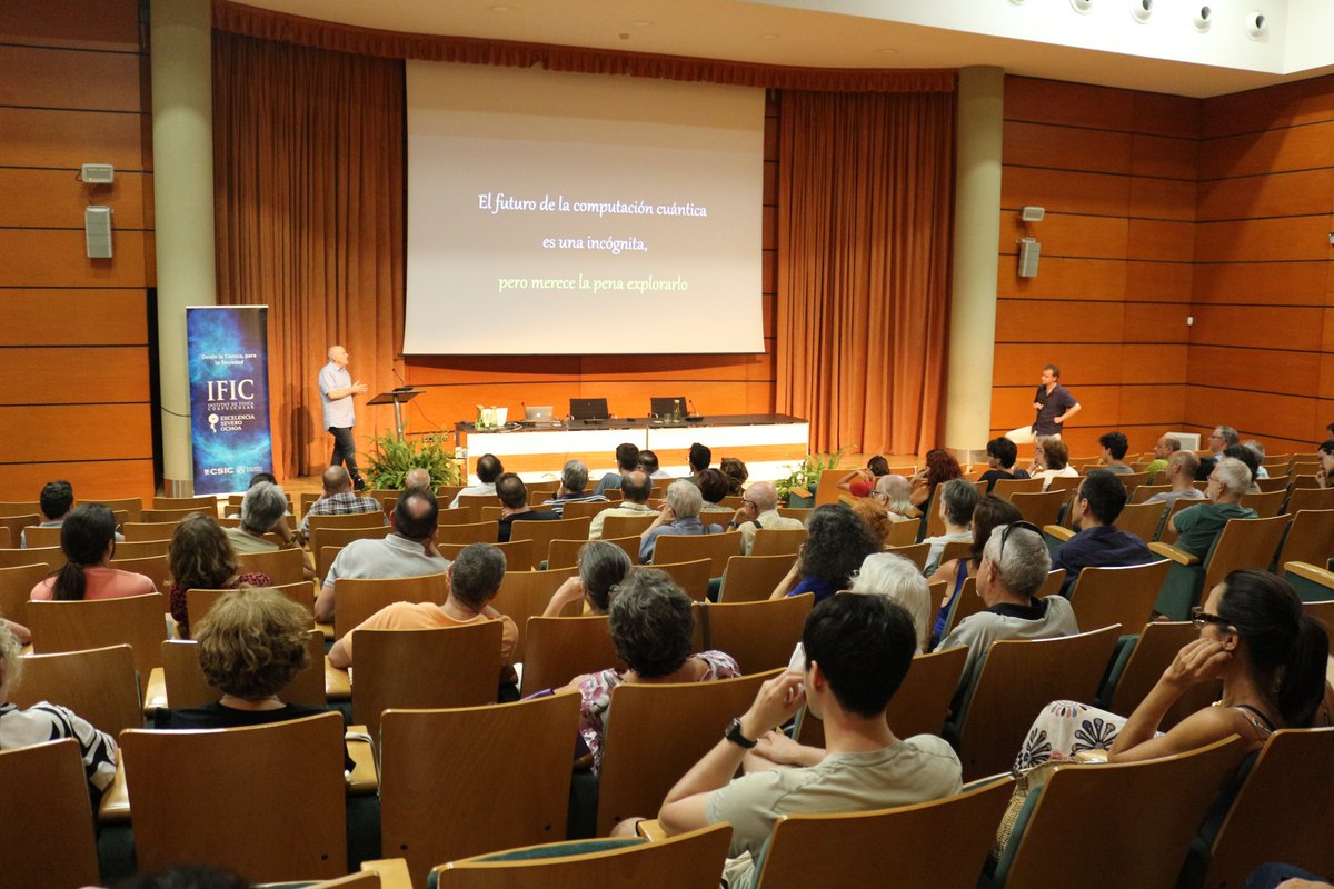 Inst.Fís.Corpuscular (@ificorpuscular) on Twitter photo Ayer cerramos nuestro ciclo de charlas de divulgación científica de este curso académico con una estupenda conferencia a cargo de Alberto Casas, <a href="/ift_uam_csic/">Inst. Física Teórica</a>.
¡Muchas gracias, público, ponentes y equipo organizador! ¡Fue todo un éxito! 👏
Gracias también al <a href="/JardiBotanicUV/">Jardí Botànic UV</a>. Ayer cerramos nuestro ciclo de charlas de divulgación científica de este curso académico con una estupenda conferencia a cargo de Alberto Casas, <a href="/ift_uam_csic/">Inst. Física Teórica</a>.
¡Muchas gracias, público, ponentes y equipo organizador! ¡Fue todo un éxito! 👏
Gracias también al <a href="/JardiBotanicUV/">Jardí Botànic UV</a>.