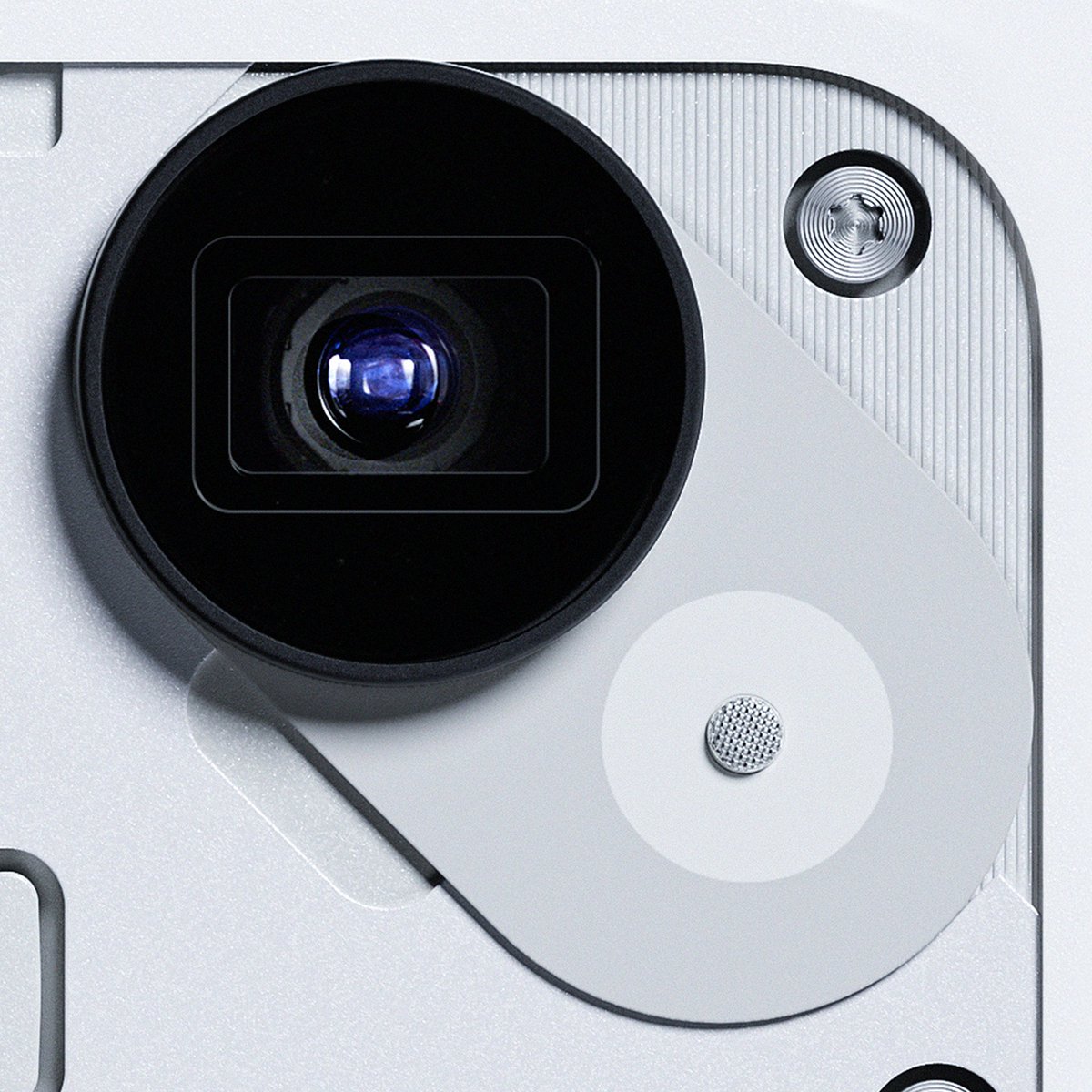 Phone (3) with 50 MP periscope lens.

Built for creators.