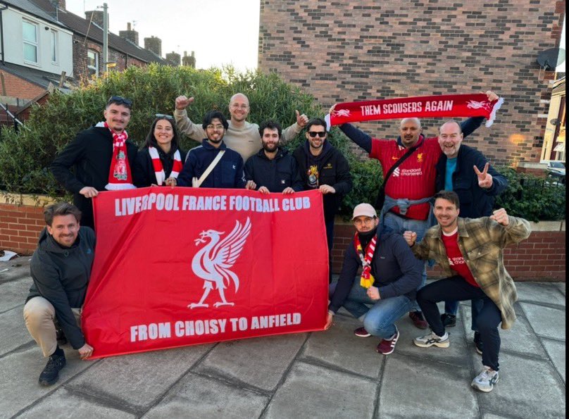 RedsFrance's tweet image. 🚨 𝑼𝑹𝑮𝑬𝑵𝑻

Envie de jouer avec les fans des Reds en IDF ? L’équipe de football a 7 de @LiverpoolFrance recrute ! 👋

✅ Matchs le dimanche matin à Choisy-Le-Roi en championnat des supporters amicaux + tournois 
🔞 Tous âges &amp;amp; niveaux 
⚽️ Session recrutement en septembre 
🧠…