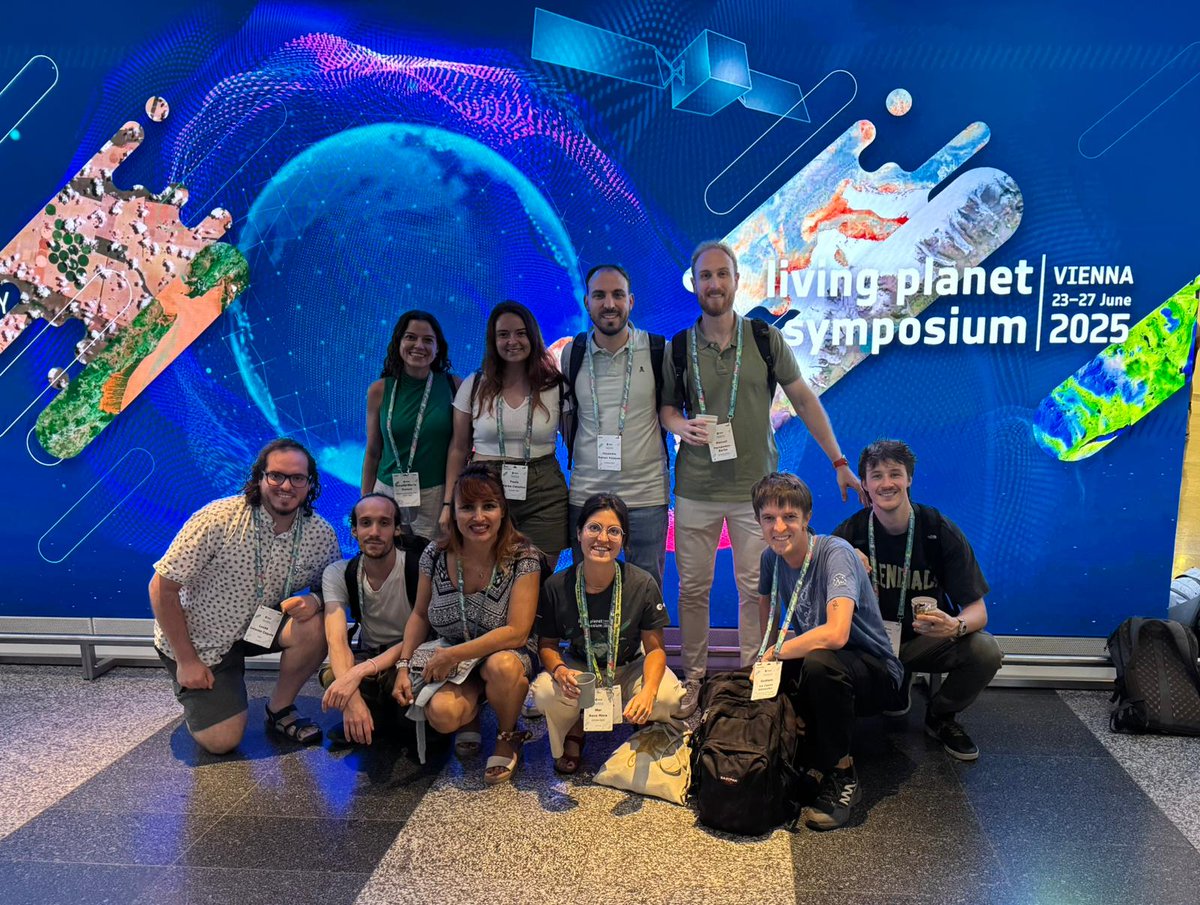 ICMAN_CSIC's tweet photo. 🤩Esta semana, el #icman_csic se encuentra presente en LIVING PLANET SYMPOSIUM 2025 #LPS25 de @ESA_EO  - European Space Agency  que se celebra en Viena 🇦🇹, donde 10 compañeros presentarán sus trabajos científicos sobre teledetección marina y costera. 🌊🛰️ https://t.co/cVfJWwDWMm