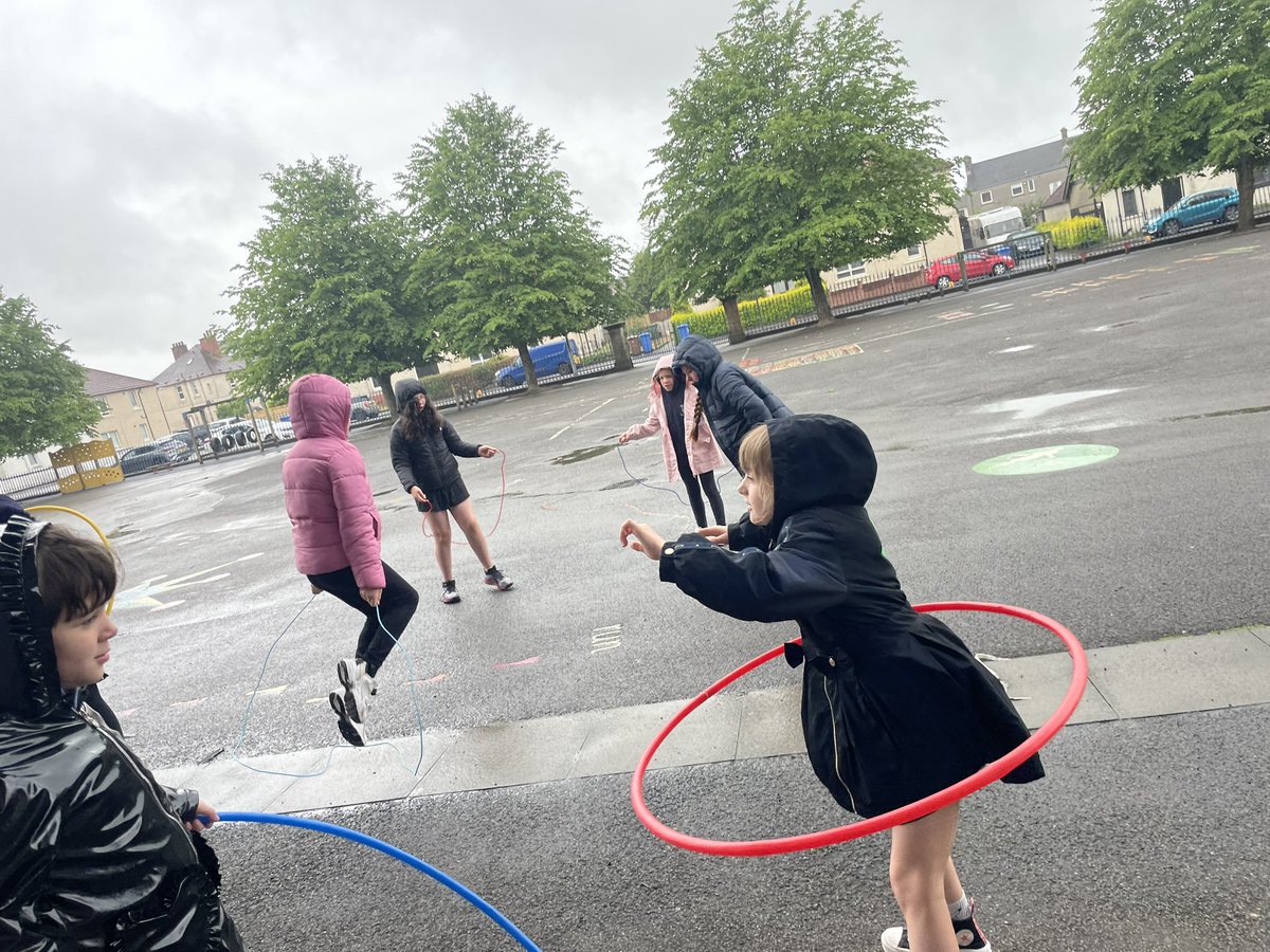 An extra outdoor playtime with playground games! Celebrating our right to play! A little rain didn’t spoil our fun🌧️🌧️