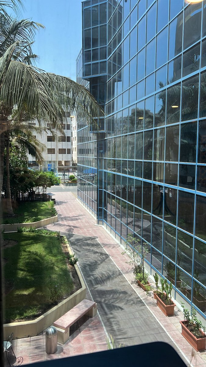 mtxt_8's tweet photo. ثاني اسبوع تدريب في الشركة السعودية للكهرباء✨ https://t.co/z1BUas4hnm