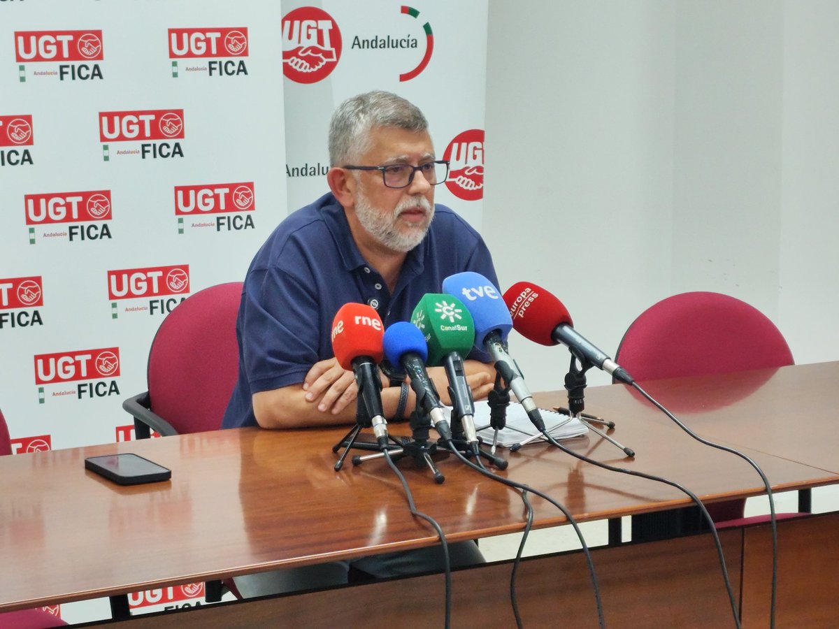 UGT Andalucia (@ugt_andalucia) on Twitter photo 🗣️ <a href="/JRodrguezSauced/">Jose Manuel Rodríguez Saucedo</a>
Queremos mostrar nuestro apoyo absoluto a Antonio Montoro, que lo único que ha hecho es defender los derechos de los compañeros y compañeras del sector del metal de Cádiz
#HuelgaMetal #Cadiz 🗣️ <a href="/JRodrguezSauced/">Jose Manuel Rodríguez Saucedo</a>
Queremos mostrar nuestro apoyo absoluto a Antonio Montoro, que lo único que ha hecho es defender los derechos de los compañeros y compañeras del sector del metal de Cádiz
#HuelgaMetal #Cadiz