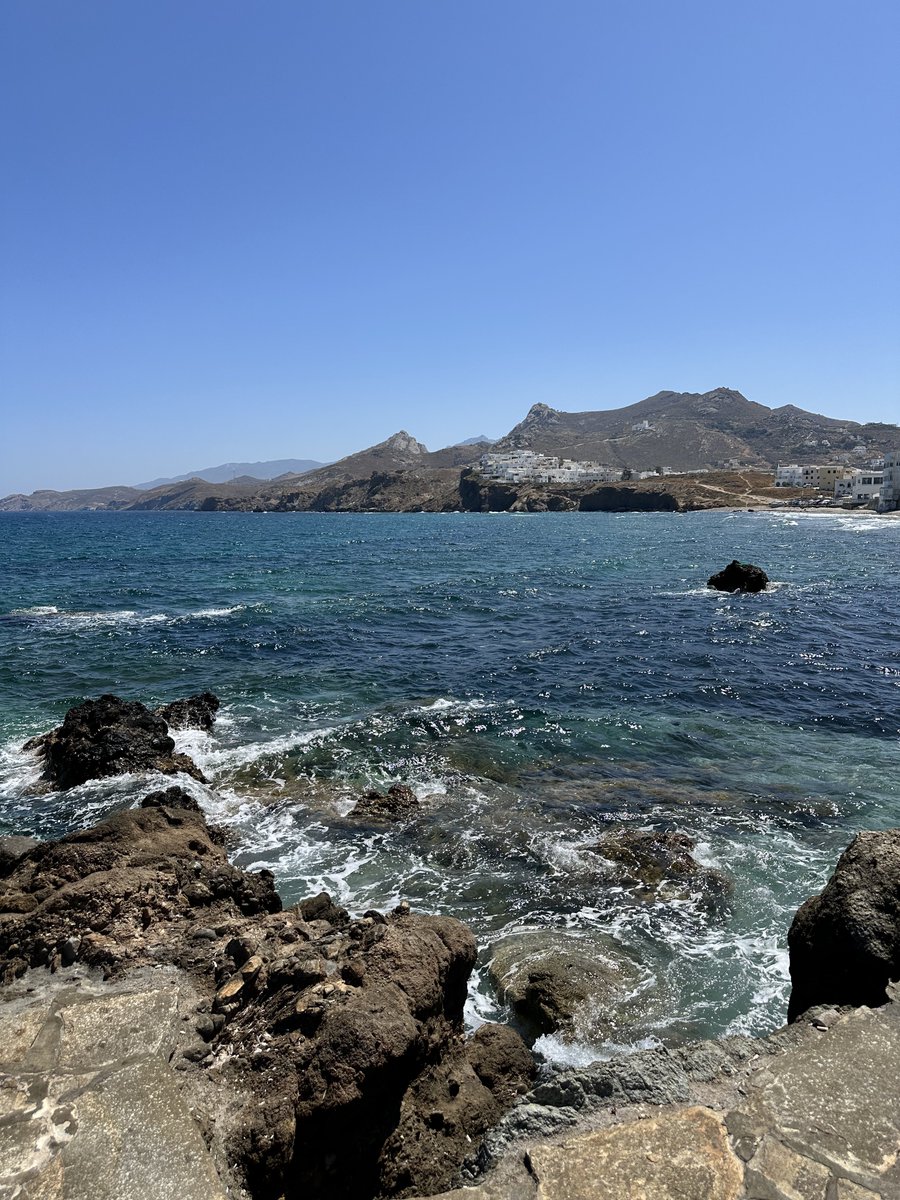 Gm fam! Happy Thursday! ☀️☕️

Spending the day on the island of Naxos

And I gotta say this is one of the most beautiful places I’ve ever been to in my life; the pictures don’t do it justice
 
The monument in the second picture is the Temple of Apollo