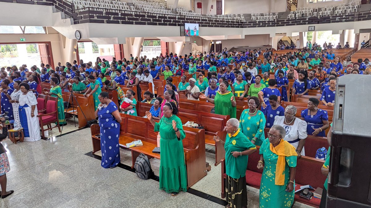diocese_kampala's tweet image. It's a full house at All Saints' Cathedral Kampala as the women from the 7 Dioceses of the central region gather to pray for peace in the family, nation and the world over.