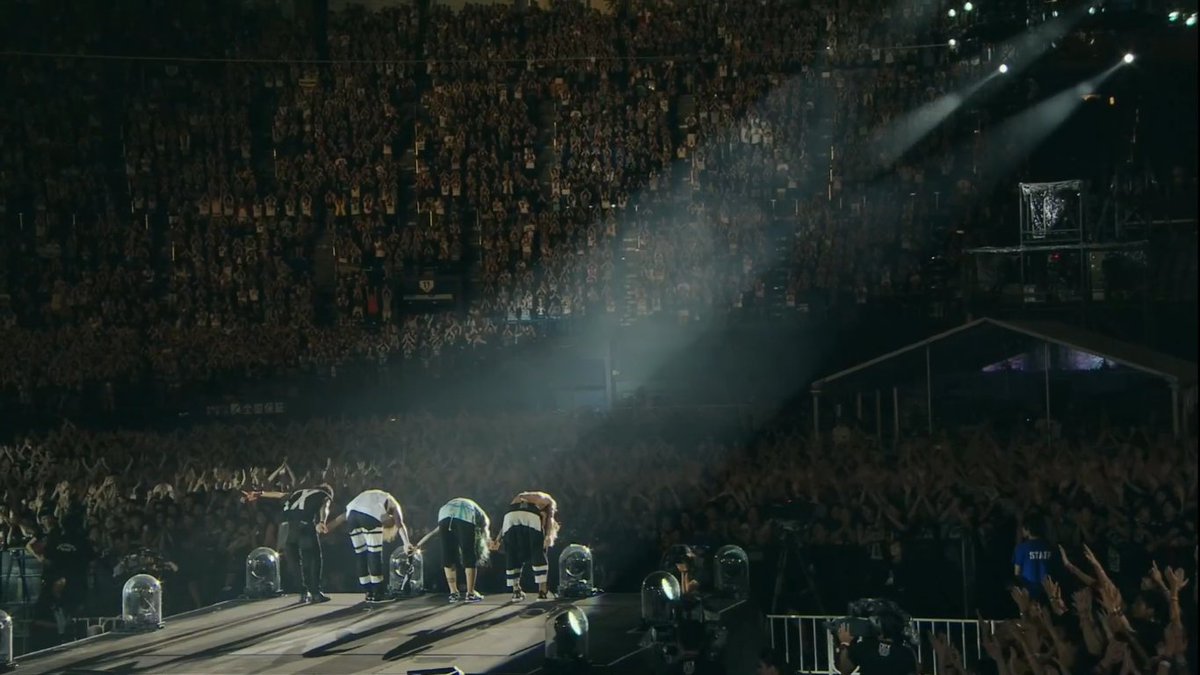 subfanid's tweet photo. LIRIK + SUBS ONE OK ROCK 2014 MIGHTY LONG FALL 

https://t.co/Rl97yPMhVM

#oneokrock #subtitle #mightylongfall #yokohamastadium #lirik #indonesia #oor #taka #toru #tomoya #ryota https://t.co/xNT29sdv7j