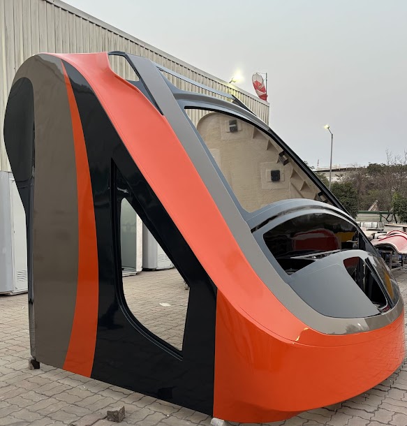 RailAnalysis's tweet photo. #Kineco achieves milestone with 100th #nosecone dispatch for #VandeBharattrains

Read more: https://t.co/cSAWTrwh2h

#ICF #Integralcoachfactory #Kinecomilestone #100thdispatch #RailwayInnovation #RailwayTech #Makeinindia #Manufacturing #Technology #Transportation #Railanalysis https://t.co/9EACh8rhOA