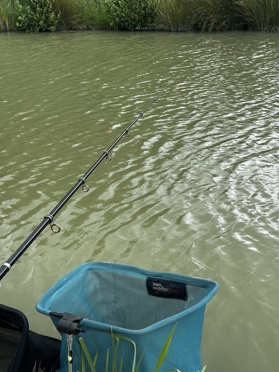MissRedGeog's tweet photo. A fantastic fay so far at the fishery, lots of fish being caught! Students are loving it and are credits to our school! #SCAmazing https://t.co/HN3X7EHjqD