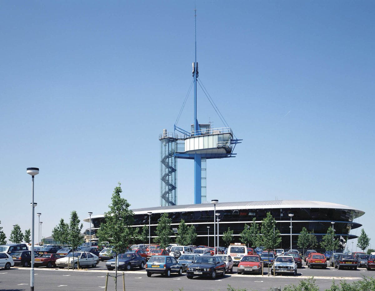 Amazing High Tech 'RAC Supercentre' in Bristol, 1994. Designed by Grimshaw.