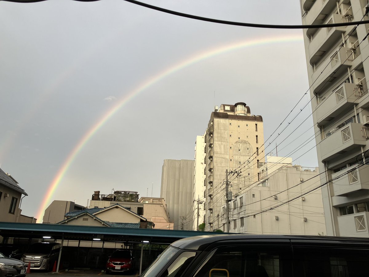 mjs_hachioji's tweet image. 今週もお疲れ様です😌
株式会社ミロク情報サービス八王子支社です!
先程、支社メンバーが🌈が出てたよと共有くださり…📷
和みましたので皆さまにも…
今日もお疲れさまです😌
#ミロク情報サービス #MJS #MJS八王子支社 #企業公式 #企業公式つぶやき部