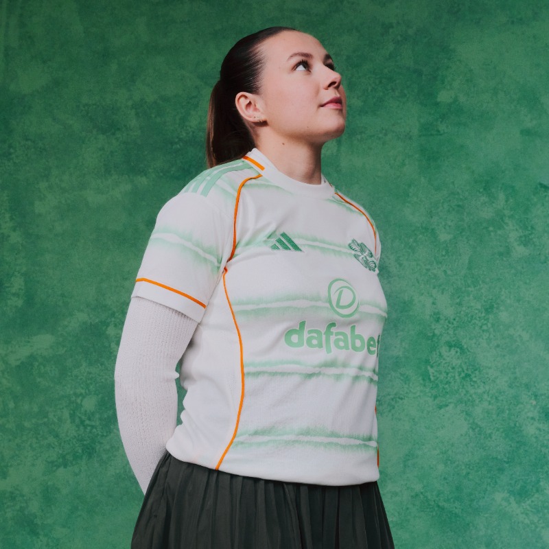 CelticFCWomen's tweet photo. Goldie and Craigy in the new @adidasfootball third kit 🤩
