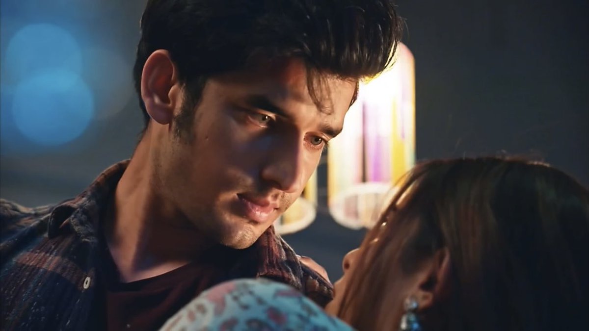 Relxtbletv's tweet photo. vicariously living the hopes i had for palveer through prashiv atp 🚶‍♀️‍➡️
#Prashiv #Palveer https://t.co/98pvlUCTdY