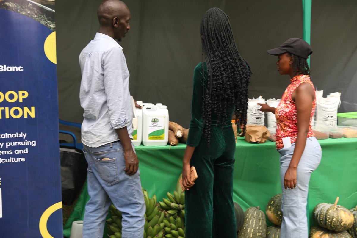 RwandaCPCIC's tweet photo. 🌾The CIRF project supported its partner SMEs across various value chains at AgriShow 2025! Their goal: to boost visibility of circular products, grow market networks, spark business opportunities, and showcase innovative solutions. 🚜🌱#CPCIC #CircularEconomy #AgriShow2025 #CIRF https://t.co/NeoZJPR4TT