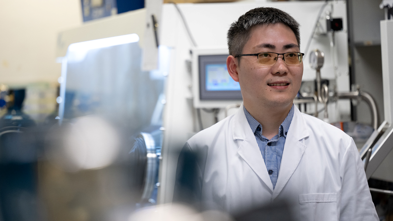 In recognition of critical research in batteries for green energy storage, Professor Jijian Xu, Assistant Professor in the Department of #Chemistry under the College of #Science, received the “#Croucher Tak Wah Mak Innovation Awards 2025”. He will receive HK$5 million funding.