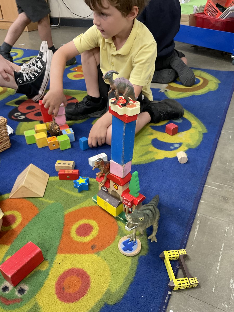 Creativity is flourishing in Buttercup and Bluebell Class! Our children are exploring and expressing themselves with a wonderful variety of resources, truly embracing #LearningThroughPlay #EarlyYears