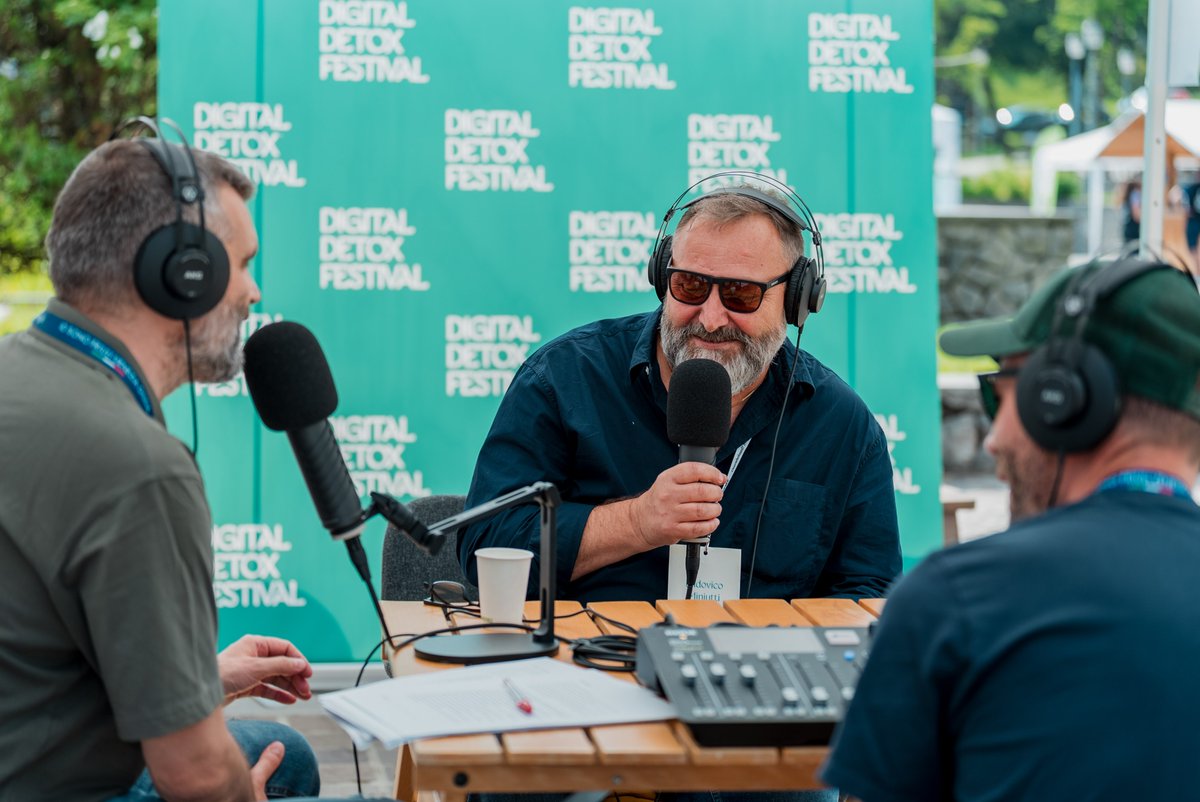 At Punkt., we believe that less can indeed mean more: Fewer notifications, more focus, less distractions and a healthier tech balance.

That’s why we were proud to act as technical partner of the Digital Detox Festival in Sauris (UD), a unique event curated with care by