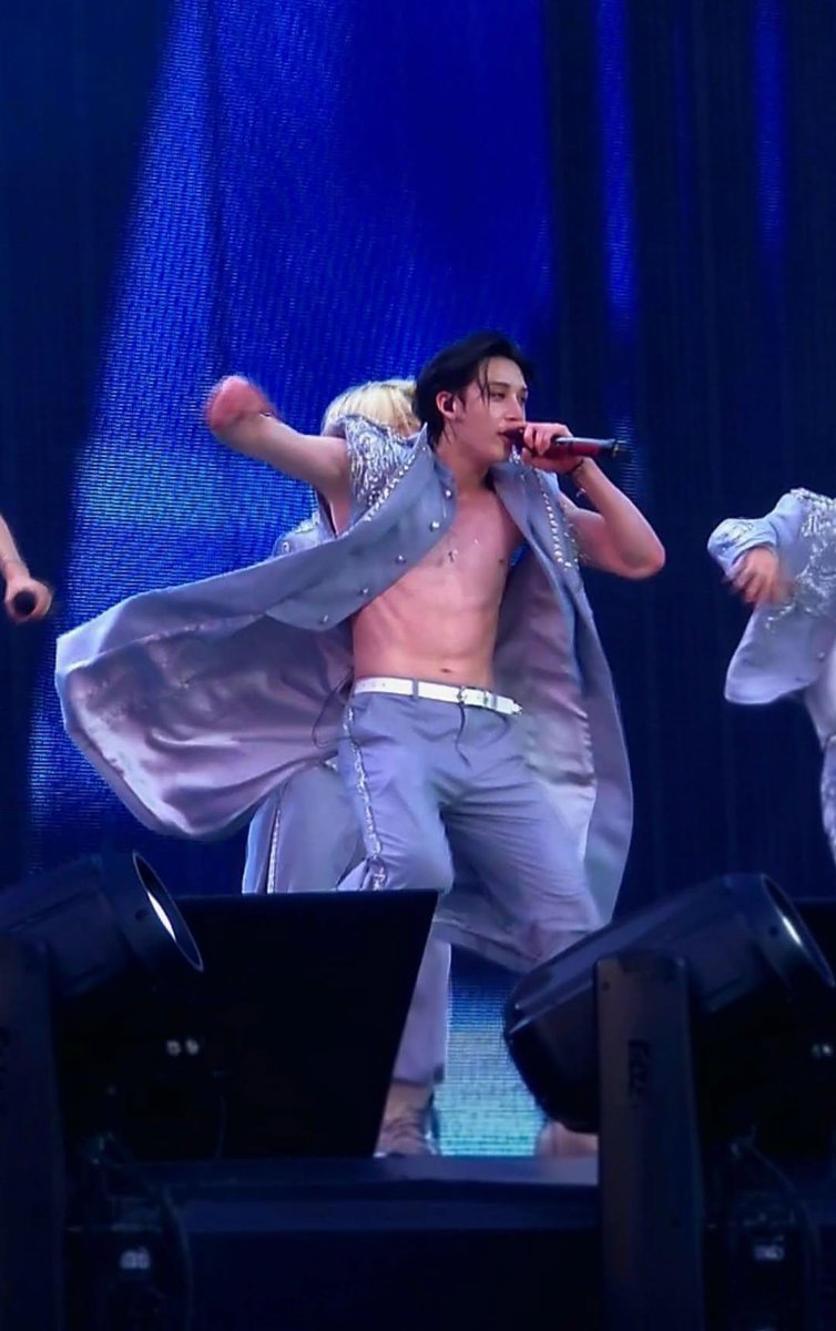 pwettyjipang's tweet image. Thanks to STAY on THREADS😊

This #Bangchan view are LEGIT