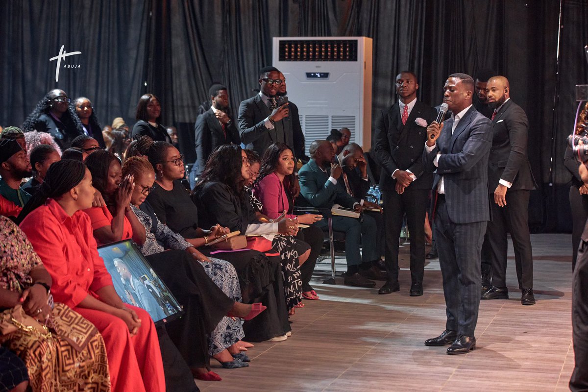 Harvestersabj's tweet photo. God’s Word brings light and peace. When we listen, our hearts grow stronger.
Don’t just hear it—let it sink in and guide you.
#godwords #harvestersabuja #harvestersng #abujachurch https://t.co/dyY8wKGt9W