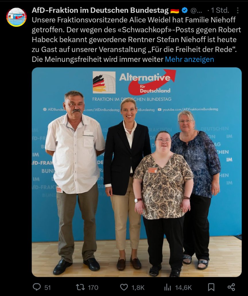 Selbst auf diesem widerlichen, seine behinderte Tochter instrumentalisierenden, Bild hat #Niehoff noch die Honorarvereinbarung in der Tasche.

<a href="/AntifaMaria/">Maria Kron ⚖️🇪🇺🇺🇦</a>