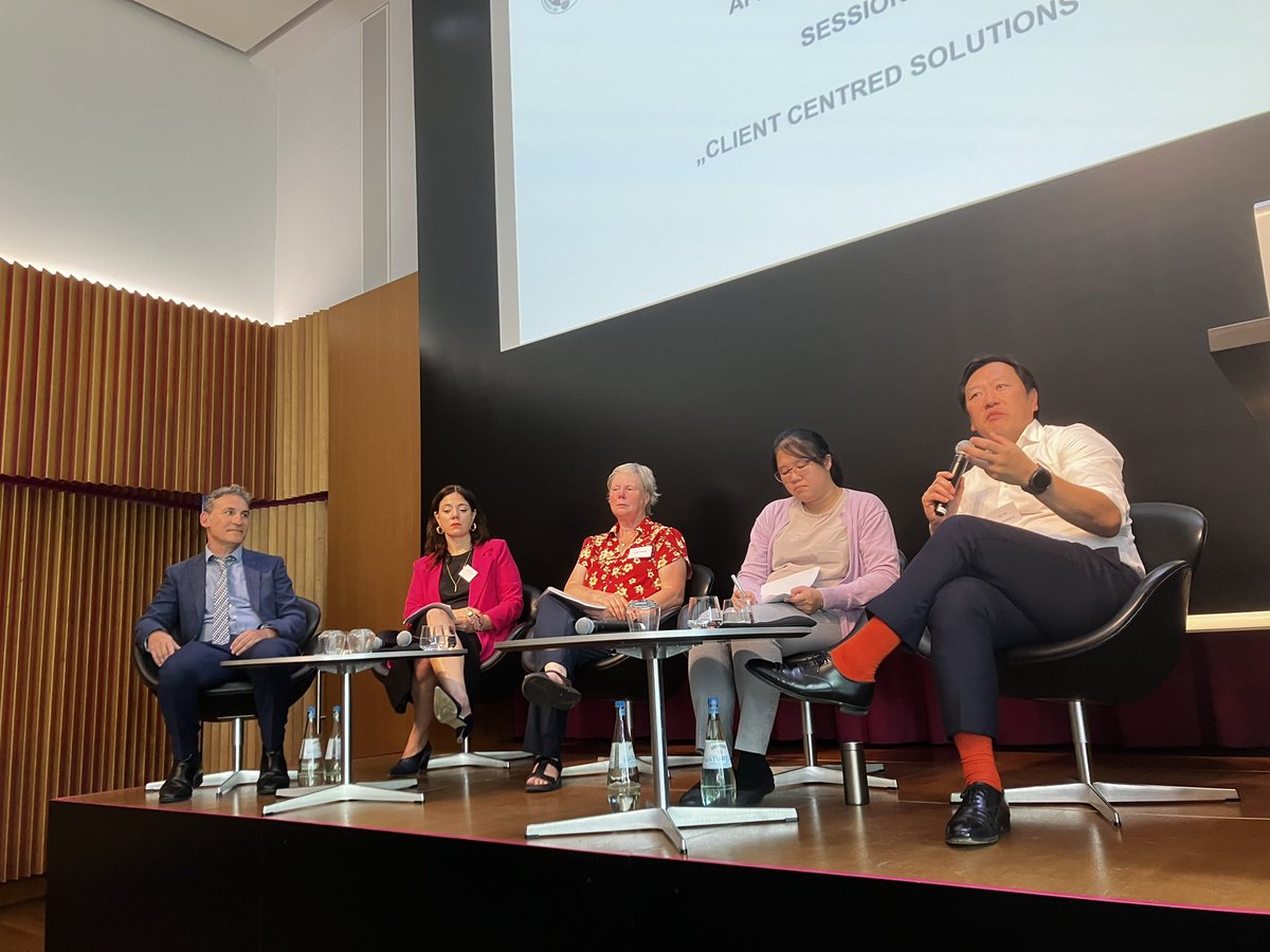Was manchmal in Vergessenheit gerät - im Zentrum anwaltlicher Rechtsdienstleistungen steht nicht der Rechtsanwalt, sondern der Rechtsuchende. Spannendes Panel zu „Client-Centred Solutions“ beim Zugang zum Recht mit Redner aus Australien, Taiwan, den Niederlanden und UN
#ILAG2025