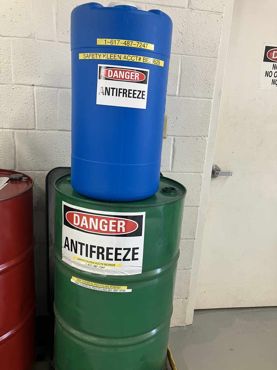Downsizing my used antifreeze container. 
#gcsaa 
#CTEM
#attestingrequirement 
#reelturftechs