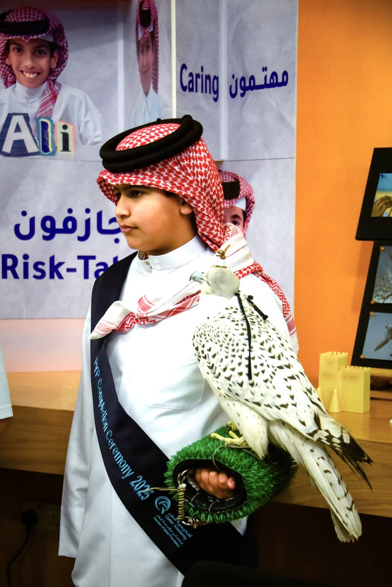 يا لها من لحظة مُلهمة! طلاب الصف الخامس تألقوا في حفل الترفيع ومعرض PYP بمشاريع مميزة مرتبطة بأهداف التنمية المستدامة، عكست إبداعهم وروح متعلم البكالوريا الدولية.
فخورون بكم يا صقورنا 🦅💙

#أكاديمية_قطر_الدوحة
#معرض_السنوات_الابتدائية #صقور_الصف_الخامس