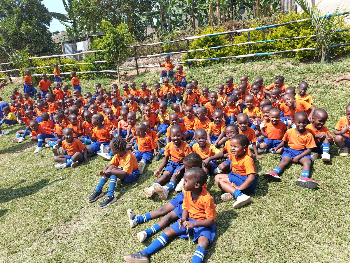 Mid Week Looks
<a href="/Little_AngelsPs/">Little Angels Nursery & Primary School - Ntungamo</a>