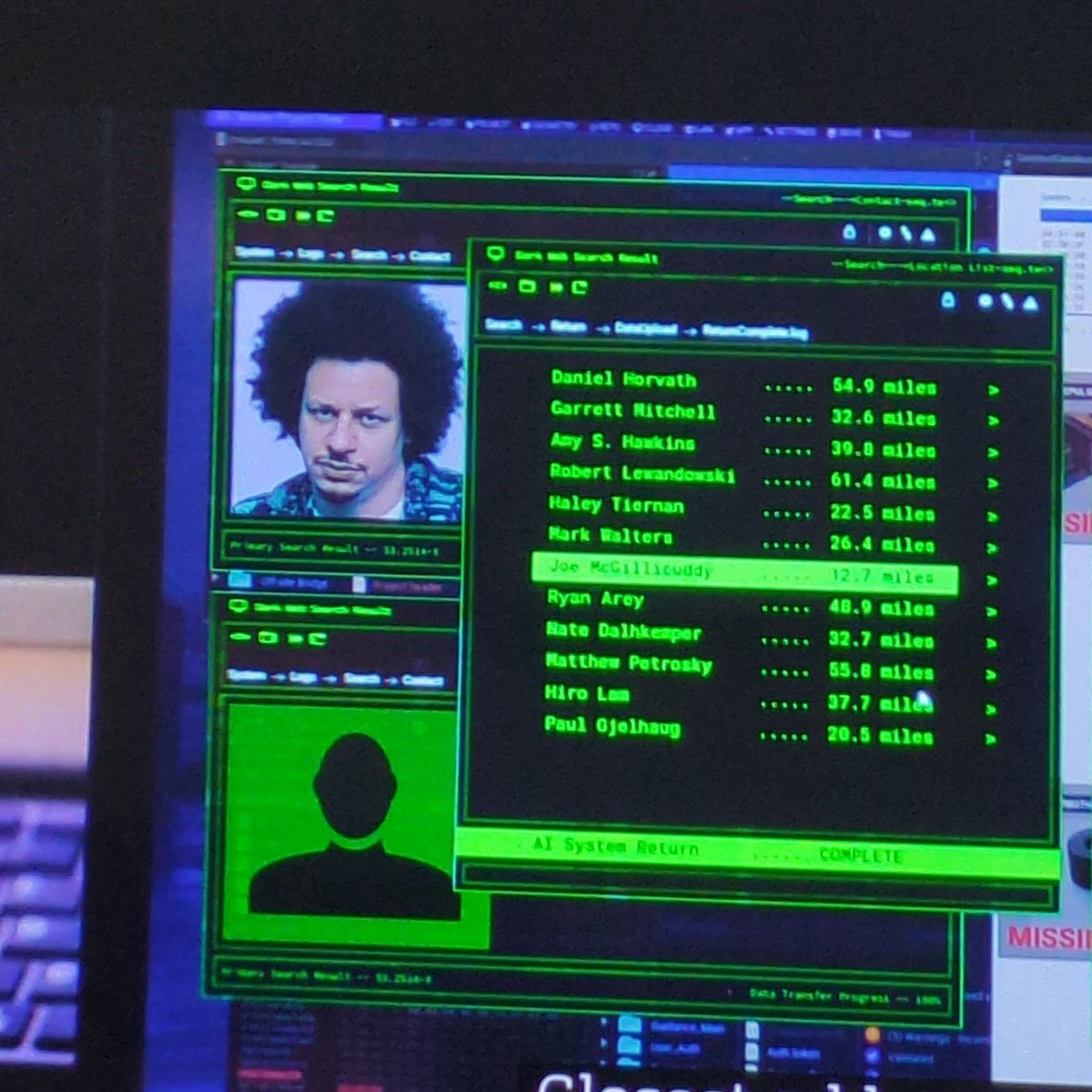 IPowered2's tweet image. Co tu kuźwa robi Robercik..😭😭 #Ironheart