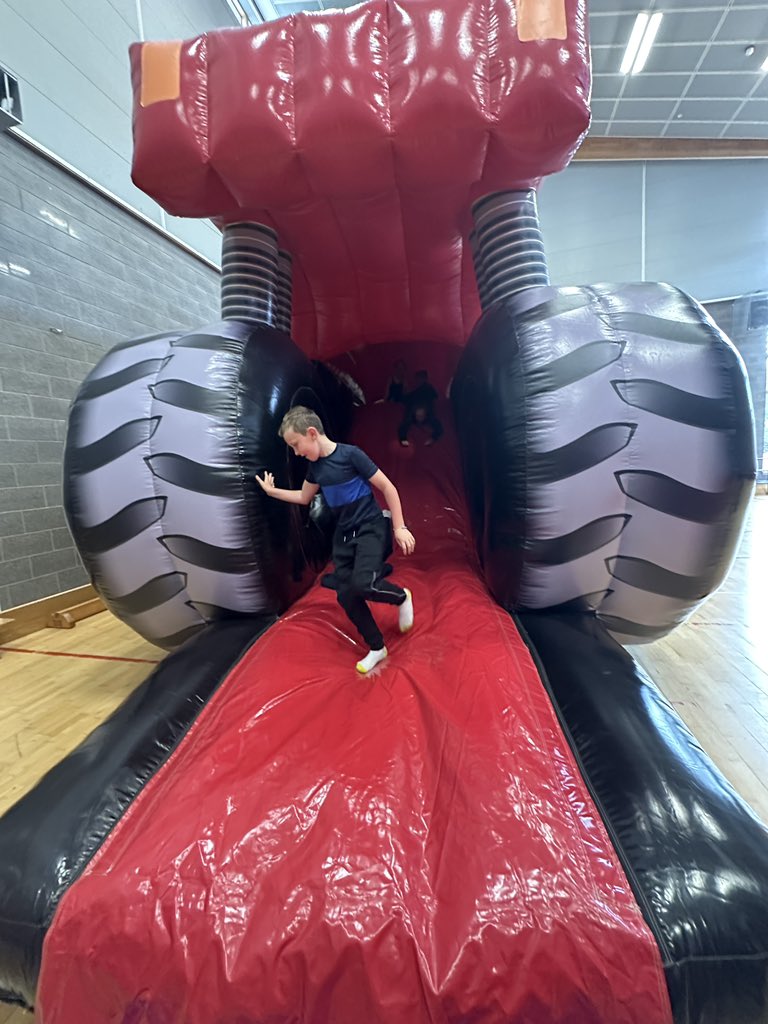 Miss McLay and P4M tweet media