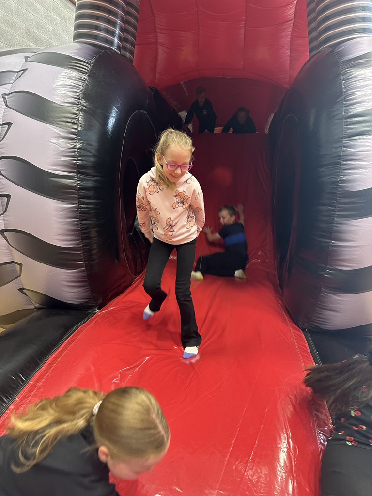 Miss McLay and P4M tweet media