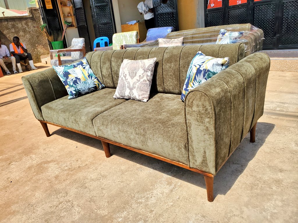 The Hustler (@abwooli_vaky) on Twitter photo <a href="/GODFREY_Kutesa/">Godfrey KUTEESA!!</a> For furniture Products we gat covered, dm <a href="/Abwoolinteriors/">Abwooli Interiors</a> for information <a href="/GODFREY_Kutesa/">Godfrey KUTEESA!!</a> For furniture Products we gat covered, dm <a href="/Abwoolinteriors/">Abwooli Interiors</a> for information