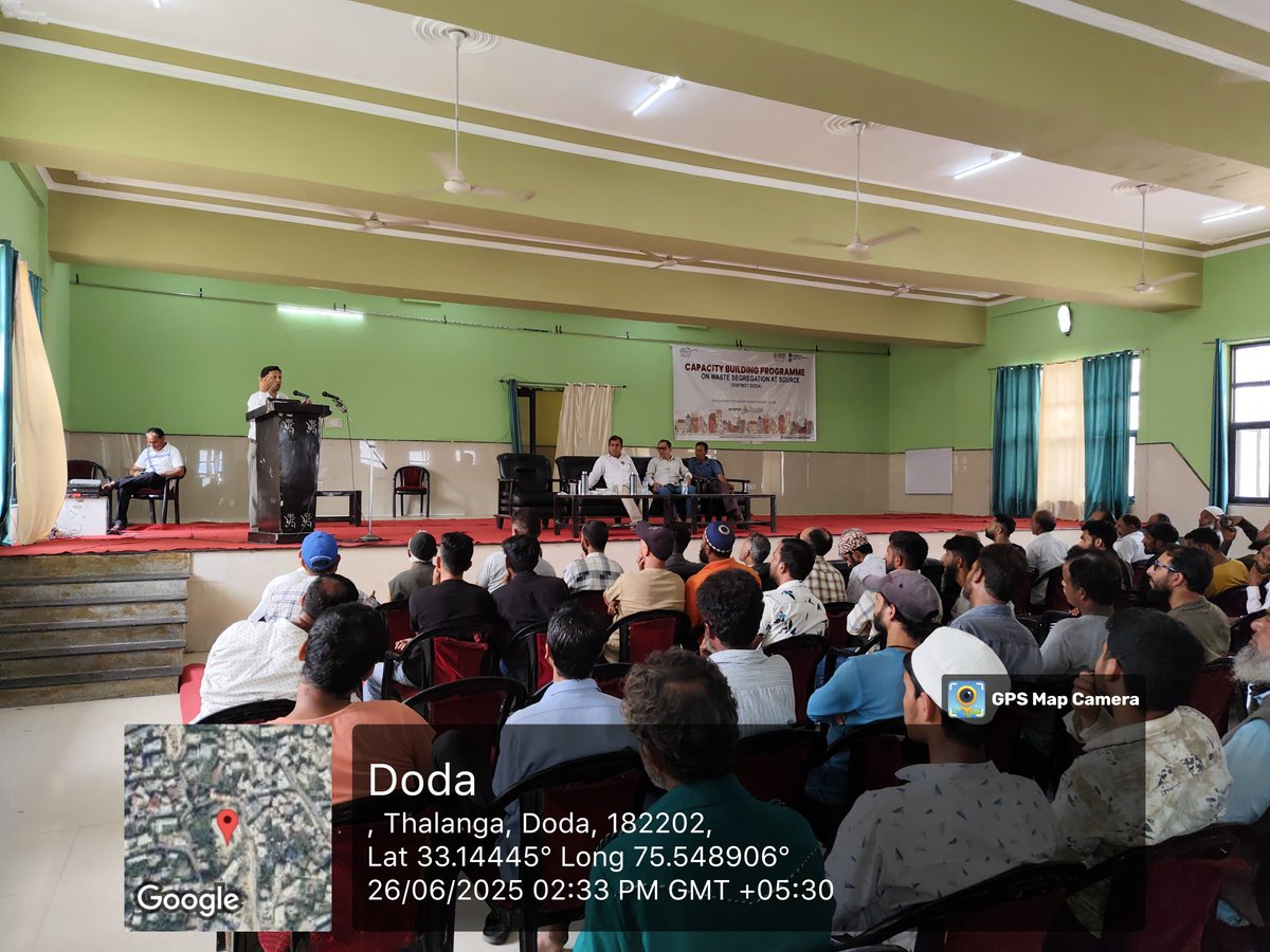 CouncilDoda's tweet photo. Today, a #CapacityBuilding Programme on #WasteSegregation at Source was conducted at the Community Hall. Experts from JKHUDD educated sanitation workers from Doda, Bhaderwah & Thathri on proper #Wastebin usage& segregation
@MoHUA_India
@SwachhJk
@md_sbm
@JKHUDD1
@JammuUlb
#Swaaha https://t.co/fbO0U0L7Lu