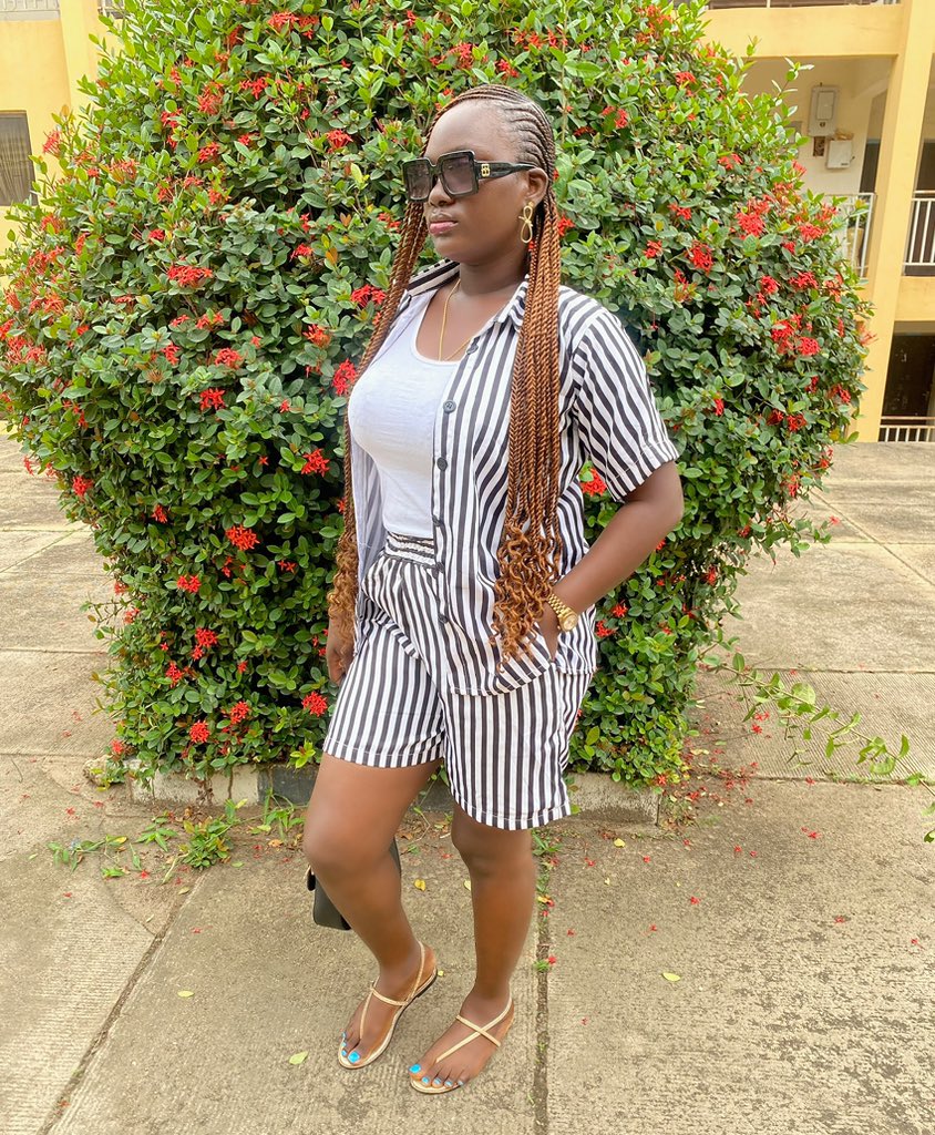 AOE_APPARELS's tweet photo. Wrapped in grace, Glowing in peace🍫 ✨ 
.
Last frame is from me to you 🫶😊
.
#melanin #blackbeauty https://t.co/k4TWPqmPHS