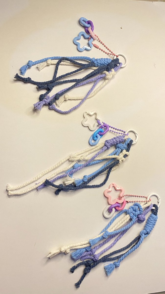 [help rt] Wts keychain macrame 

Ready 5pcs yukkk gercep only 12k kirim random,warna all tema mermaid (blue)

s.shopee.co.id/8AKdQWlj19